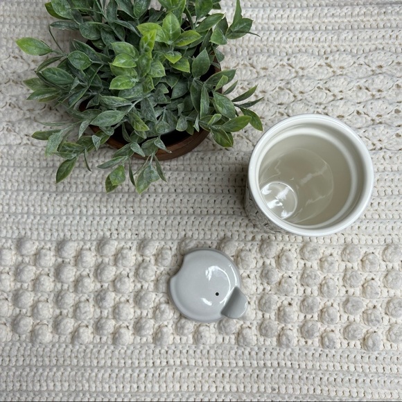 RAE DUNN ARTISAN COLLECTION “Weekday” Ceramic Tumbler W/ Lid - Picture 7 of 7